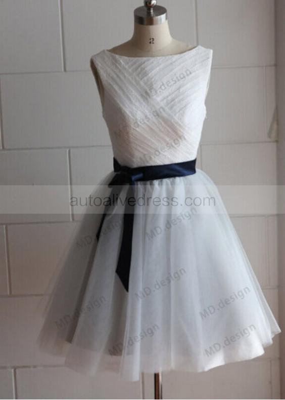 Boat Neck Ivory Lace Gray Tulle Short Bridesmaid Dress